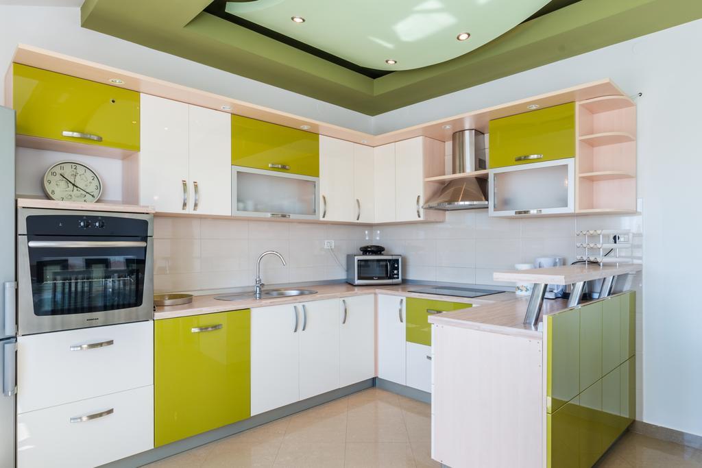 Crowonder Sun&fun House With Large Swimming Pool, Playroom And Garden Appartamento *