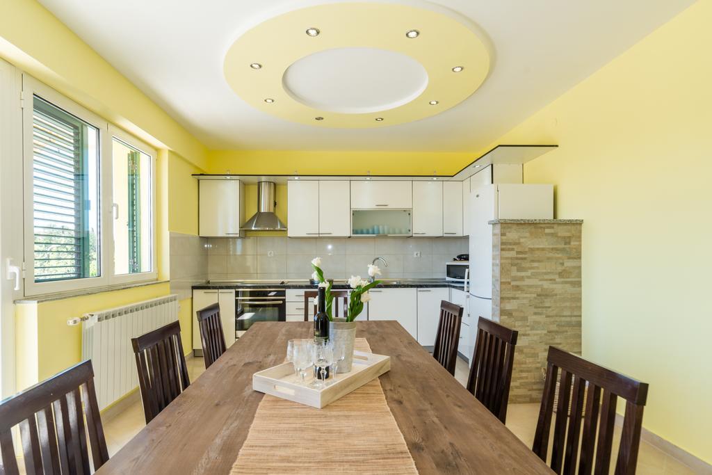 Appartamento Crowonder Sun&fun House With Large Swimming Pool, Playroom And Garden *